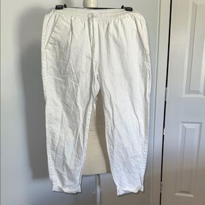Women’s White Casual Pants